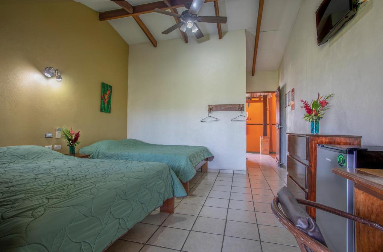Hotel La Hacienda Quesada  Экстерьер фото