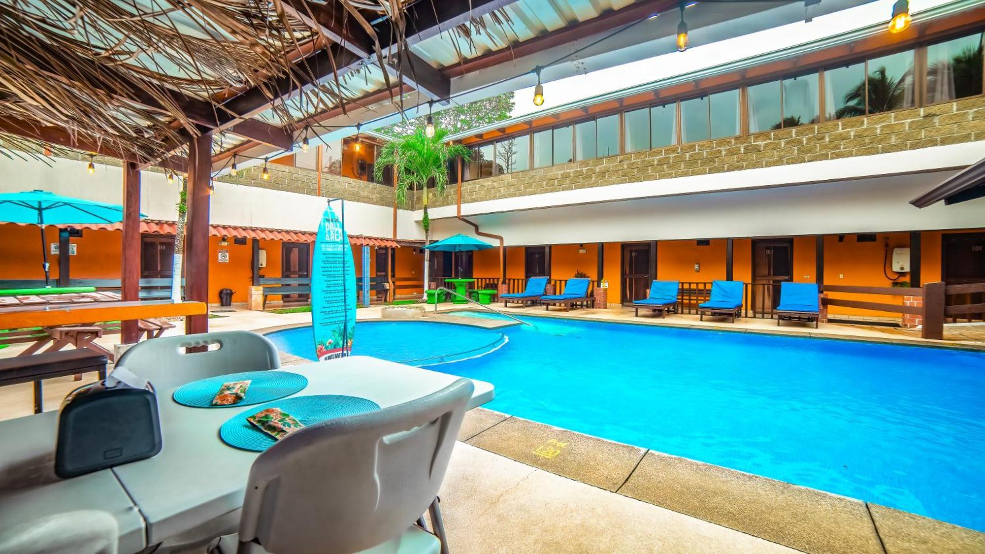 Hotel La Hacienda Quesada  Экстерьер фото
