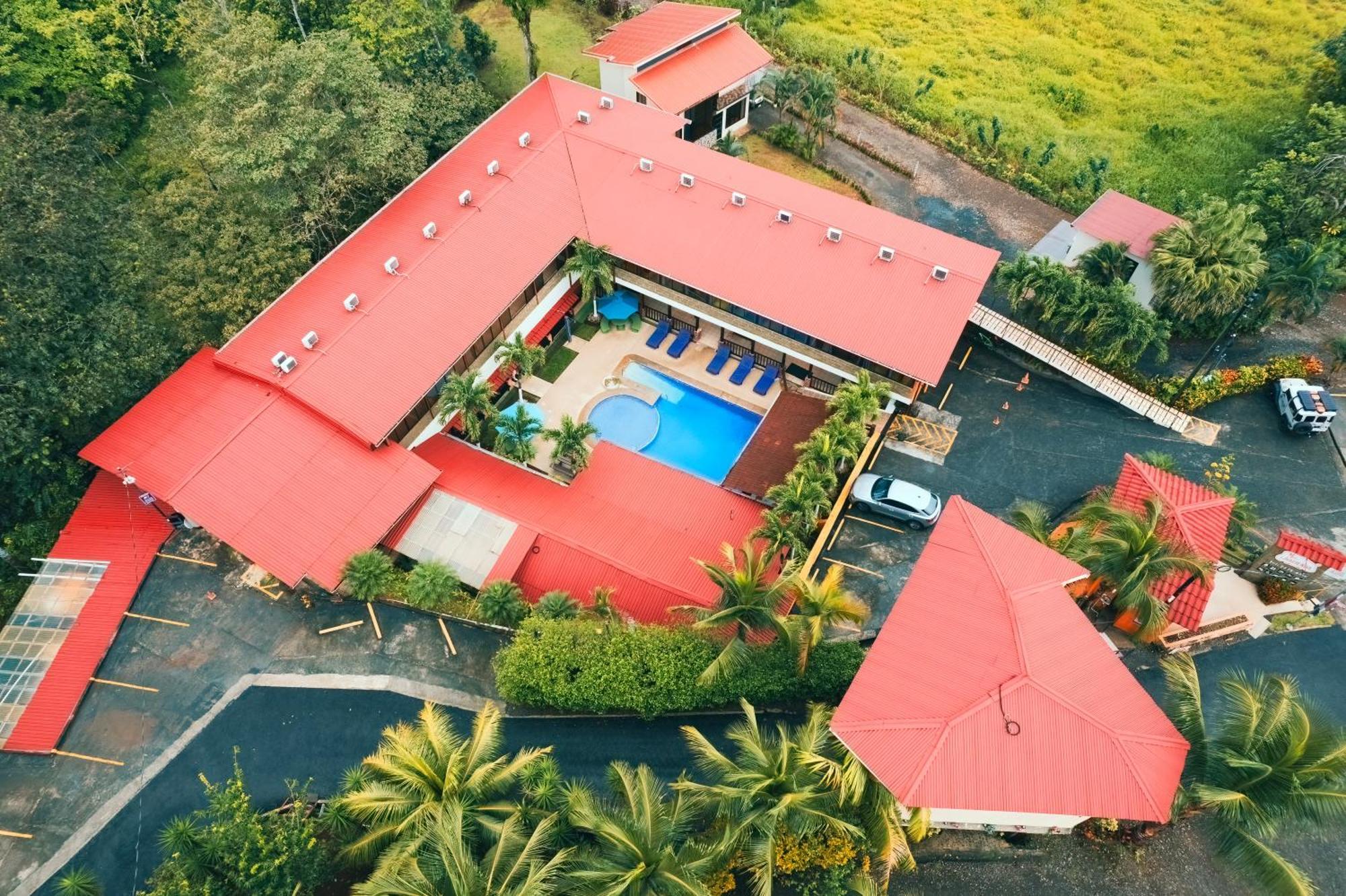 Hotel La Hacienda Quesada  Экстерьер фото
