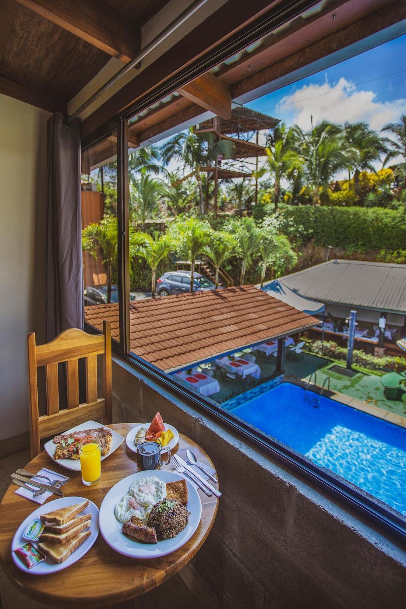 Hotel La Hacienda Quesada  Экстерьер фото
